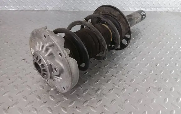 BMW 1 F40 Front shock absorber with coil spring 6899672 31316899672 3131689967202