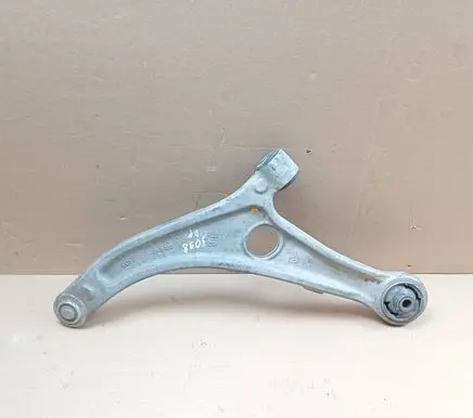Hyundai i40 Front lower control arm/wishbone A6082M
