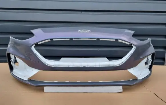 Ford Focus Front bumper JX7B17757S