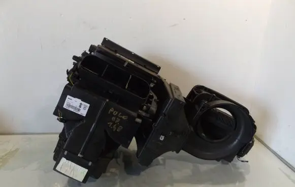 Volkswagen Cross Polo Interior heater climate box assembly 6Q18220001K