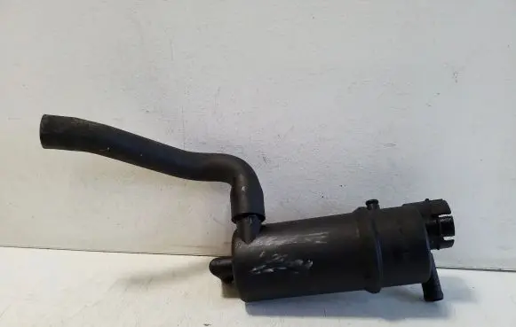 Renault Megane I Oil breather separator 7700874590B