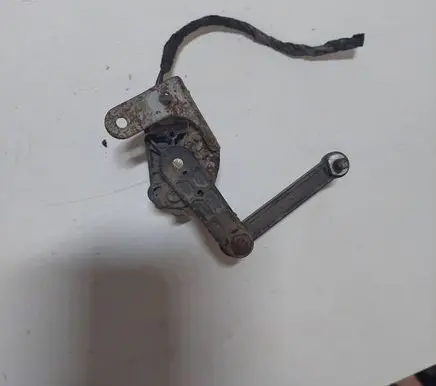 BMW 5 E39 Yaw turn rate sensor 1093698