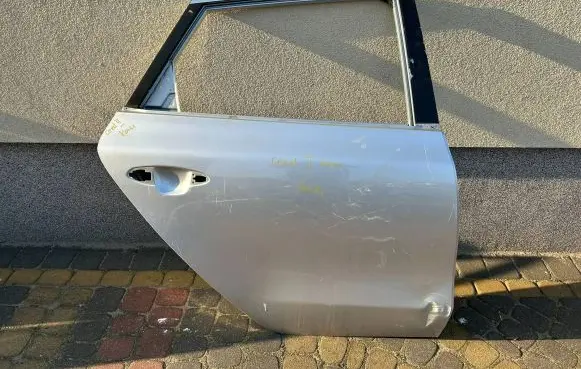KIA Ceed Rear door DRZCEE2KOM