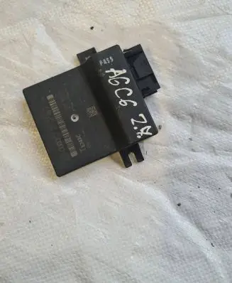 Audi A6 S6 C6 4F Gateway control module 4F0907468D 4F0910468A