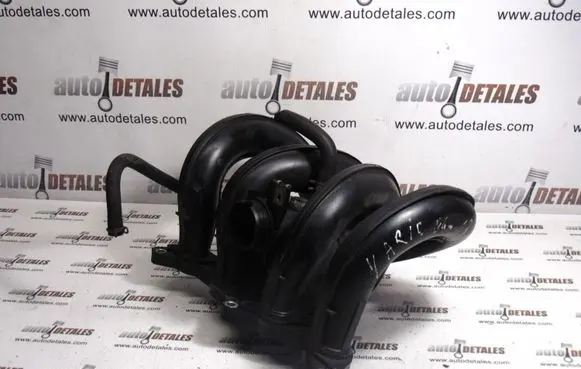 Toyota Yaris Intake manifold