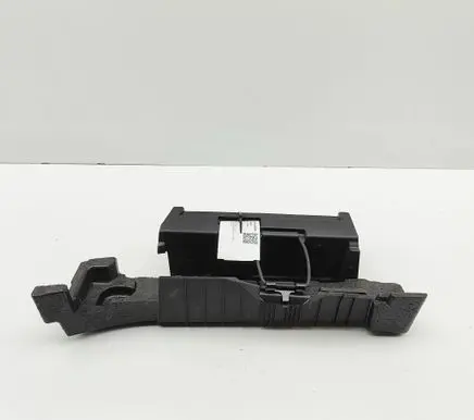 Lexus LS 460 - 600H Other trunk/boot trim element 6470550070