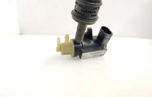 Volkswagen Transporter - Caravelle T5 Vacuum valve 700868020