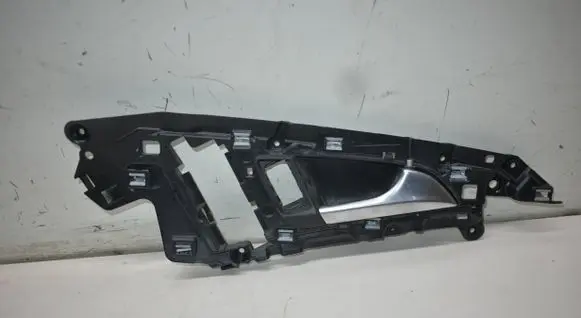 Audi A6 S6 C7 4G Front door interior handle 4G0837020A