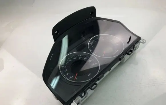 Volvo V60 Speedometer (instrument cluster) 31343323AA