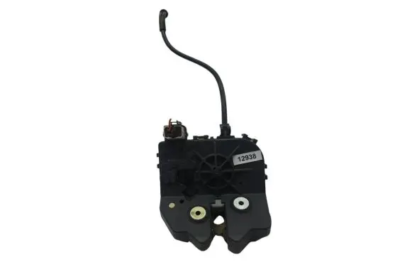 Ford Mondeo Mk III Tailgate/trunk/boot lock/catch/latch 1S7A43102AE