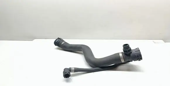 BMW X1 E84 Engine coolant pipe/hose 7525641