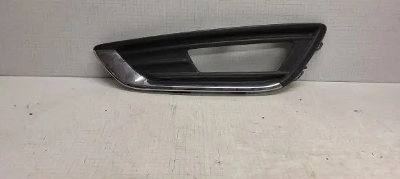 Ford Focus ST Front fog light trim/grill 17660C8L6A