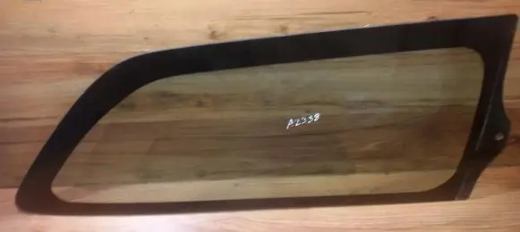 Mazda 323 Rear side window