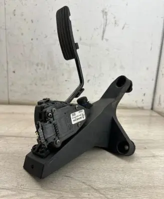 Jaguar S-Type Accelerator throttle pedal 2R839F836A 6PV00873700