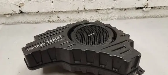 Jeep Grand Cherokee Subwoofer speaker 05035130ac