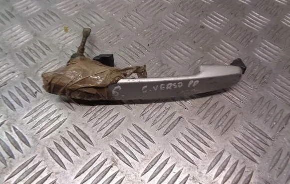 Toyota Yaris Verso Front door exterior handle/bracket 