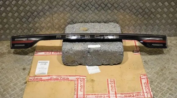 Porsche Cayenne (9Y0 9Y3) Rear/tail lights 9Y0945081J