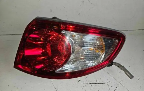 Hyundai Santa Fe Rear/tail lights 924022B000