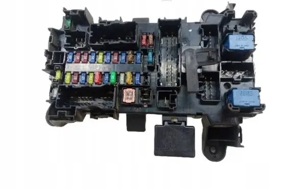 Suzuki Grand Vitara II Fuse box set 0643