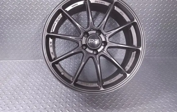 R19 alloy rim