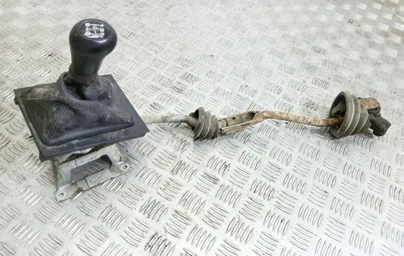 Audi A6 S6 C4 4A Gear shifter/selector 4A0711264C