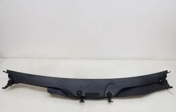Mercedes-Benz ML W164 Wiper trim A1648300228
