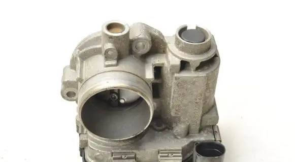 Volkswagen Up Electric throttle body valve 04C133062D