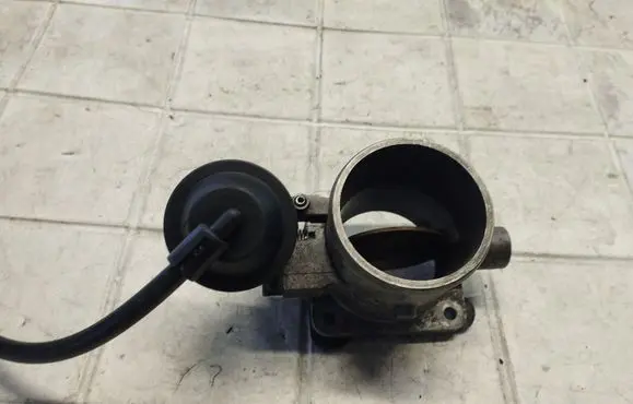 KIA Sorento Throttle valve 3510027XXX