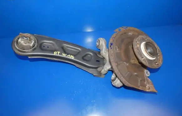 Mercedes-Benz A W176 Stub axle 