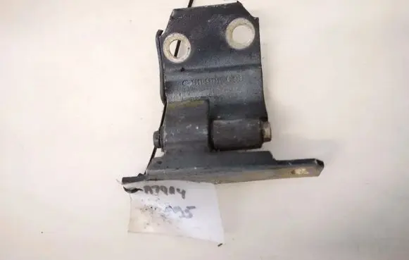Mazda Xedos 9 Rear door lower hinge t00158211 t001-58211