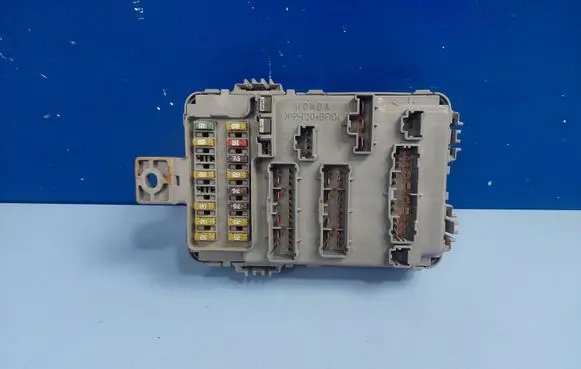 Honda Accord Fuse module 38850S84A040M1