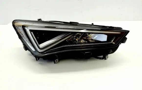 Seat Tarraco Headlight/headlamp 5FJ941008J