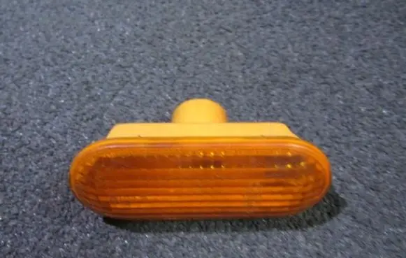 Ford Fiesta Front fender indicator light 2s6a13k354ad