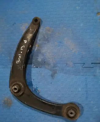 Citroen Berlingo Front lower control arm/wishbone 557451