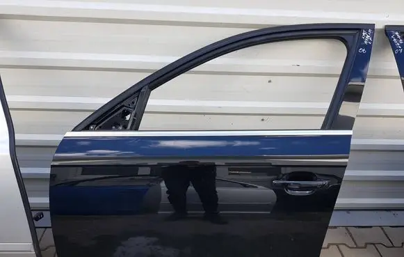 Audi A4 S4 B8 8K Front door 
