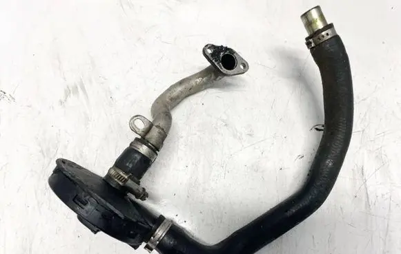 Audi A8 S8 D3 4E Breather/breather pipe/hose 077103245B