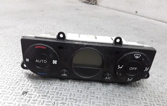 Ford Mondeo Mk III Climate control unit 1S7H18C612AF 1S7H18D422BA