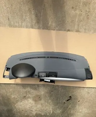 BMW 1 E81 E87 Dashboard
