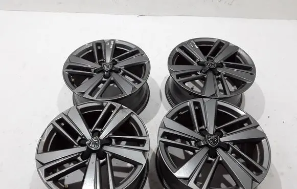 R17 alloy rim
