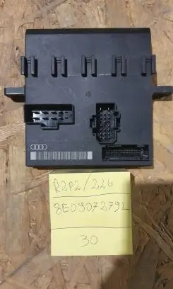 Audi A4 S4 B7 8E 8H Comfort/convenience module 8E0907279L