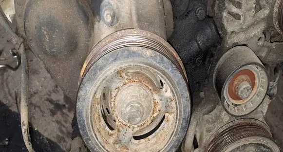 Peugeot 307 Crankshaft pulley