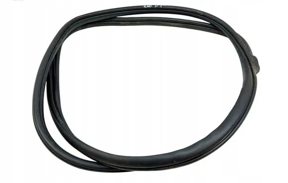 Mazda CX-9 Rubber seal front door (on door)