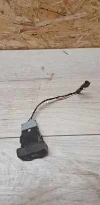 Dacia Logan I Windscreen/window heater switch 399387