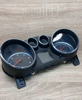 Opel Astra J Speedometer (instrument cluster) 769166750U AFK313433776