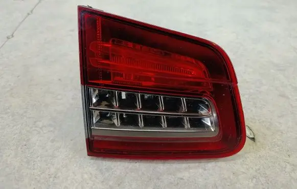Citroen C5 Tailgate rear/tail lights 