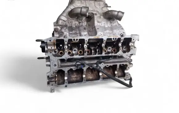 Renault Laguna II Engine head 8200157259