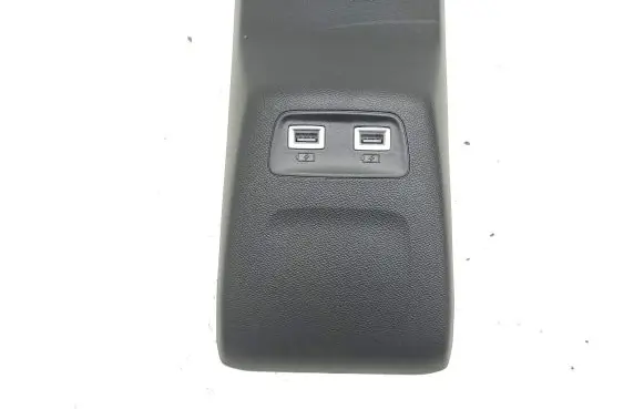 Peugeot 208 II USB socket connector 9824732180 982433477
