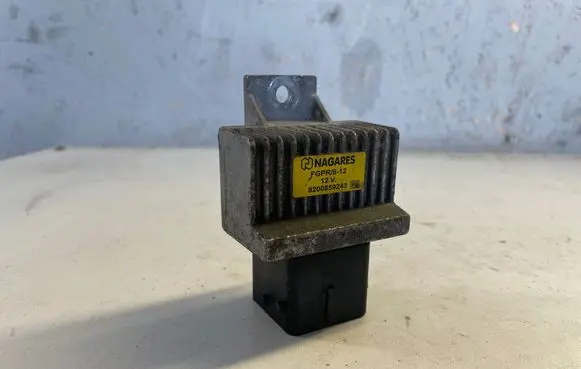 Renault Modus Glow plug pre-heat relay 8200859243 FGPR812