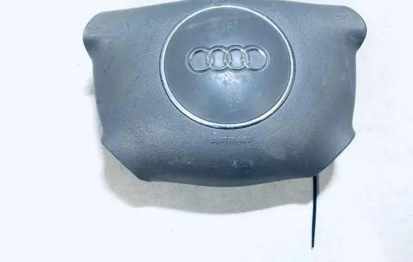 Audi A2 Steering wheel airbag 8e0880201aa 001lf00bpl3b