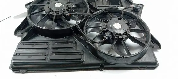 Ford Mustang VI Electric radiator cooling fan FR3Z8C607A